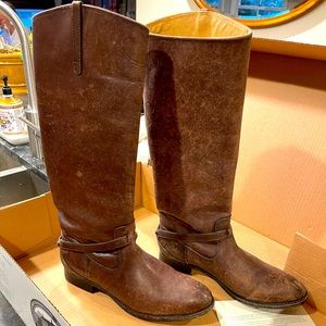 Frye Lindsay Plate Boots